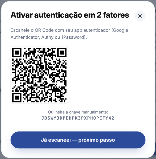 Janela de ativação da autenticação em dois fatores, com QR Code para o app autenticador e chave manual.